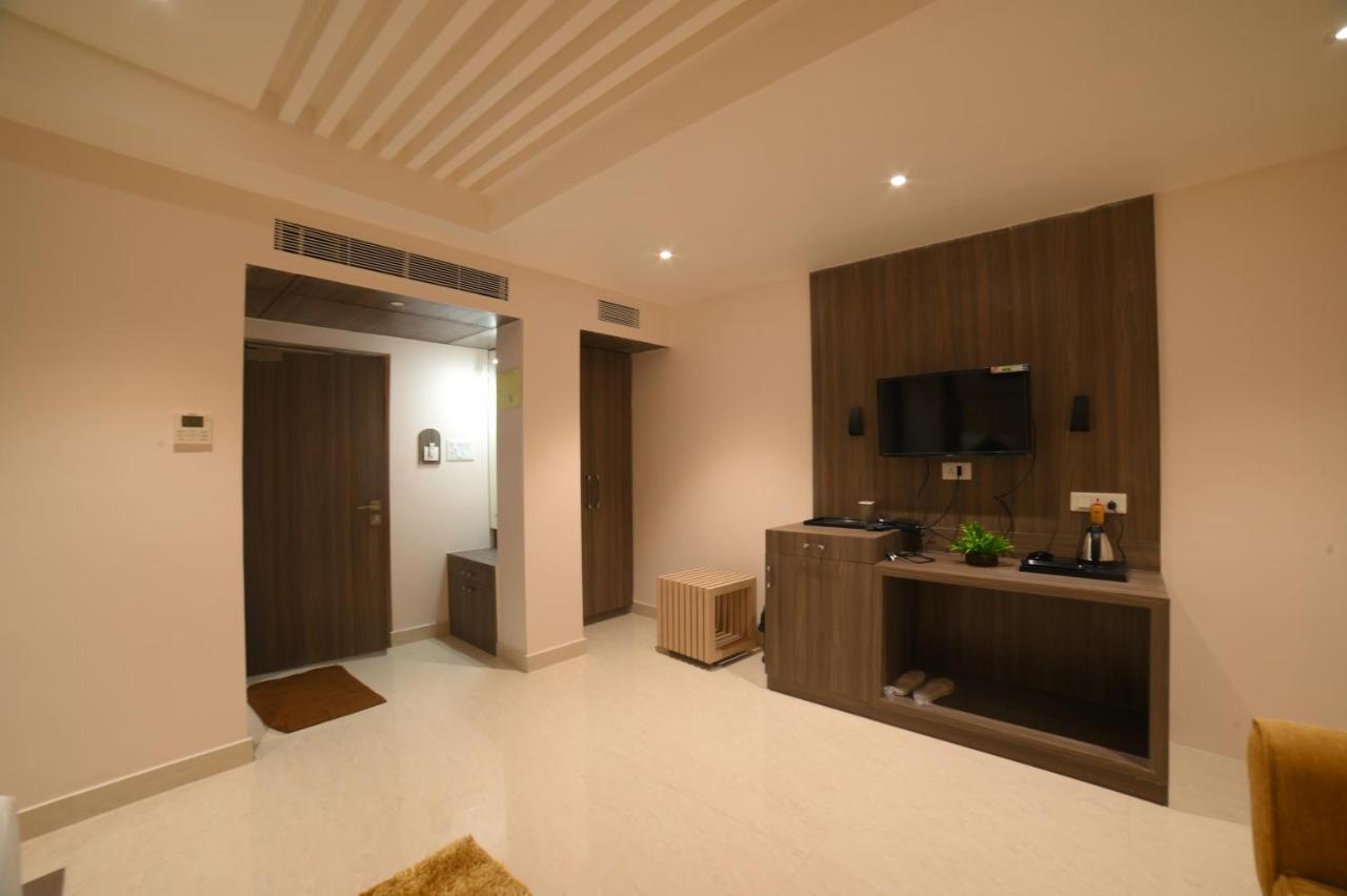 Hotel Bipasha ميناء بلير المظهر الخارجي الصورة